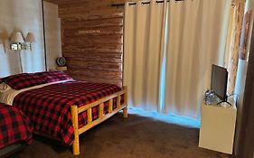 Anglemont Inn Rent All 16 Rooms For Weddings, Events North Shuswap Bc